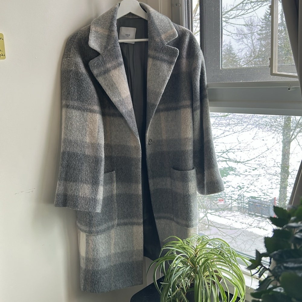 Good condition🥹💫 Mango MNG wool grey winter coat xxs